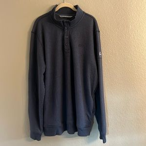 Travis Mathew blue pullover with buttons and pockets XXL
